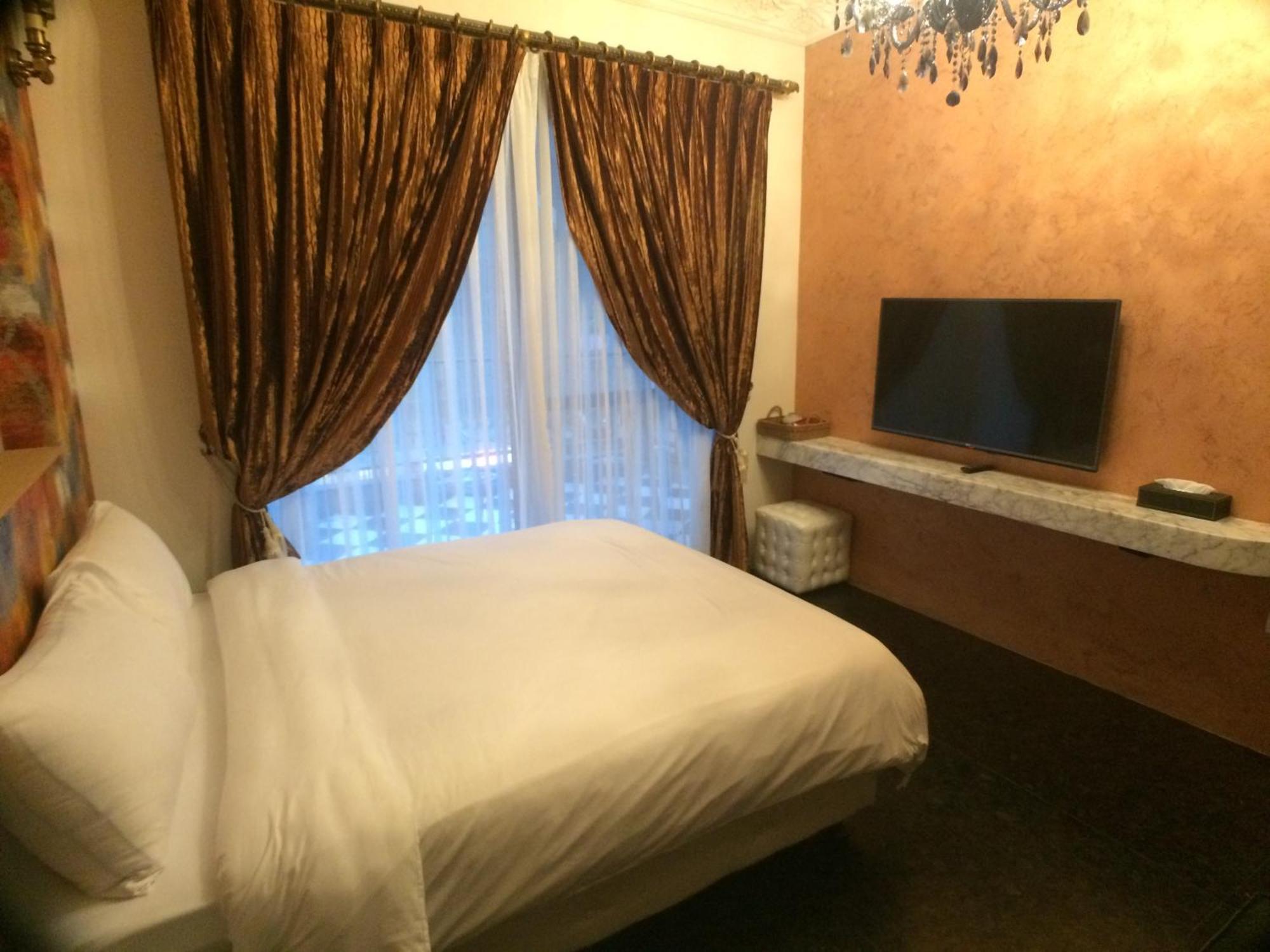 Angel Wings Inn مدينة هوالين الغرفة الصورة